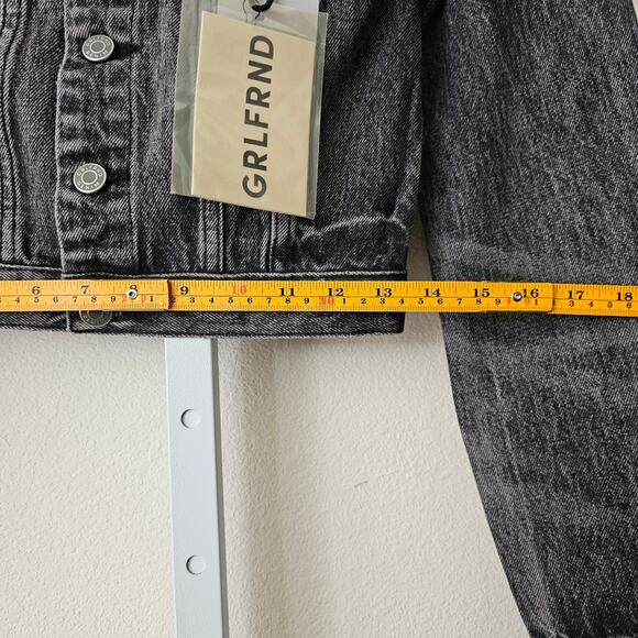 GRLFRND NWT Revolve Maeve Distressed Button Jean Jacket in Phantom Sz XS - Picture 14 of 16